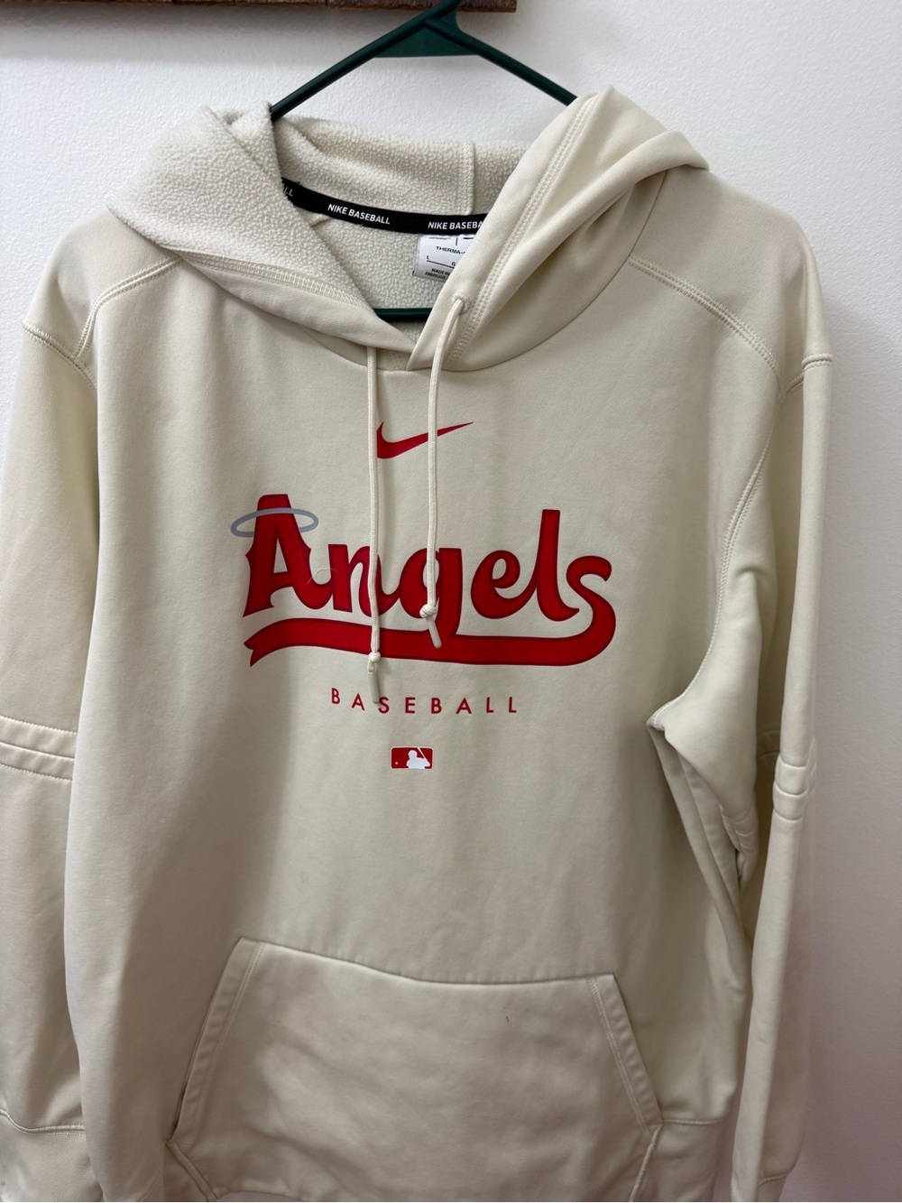 Nike Los Angeles Angels City Connect Pregame performance pullover hoodie, featur